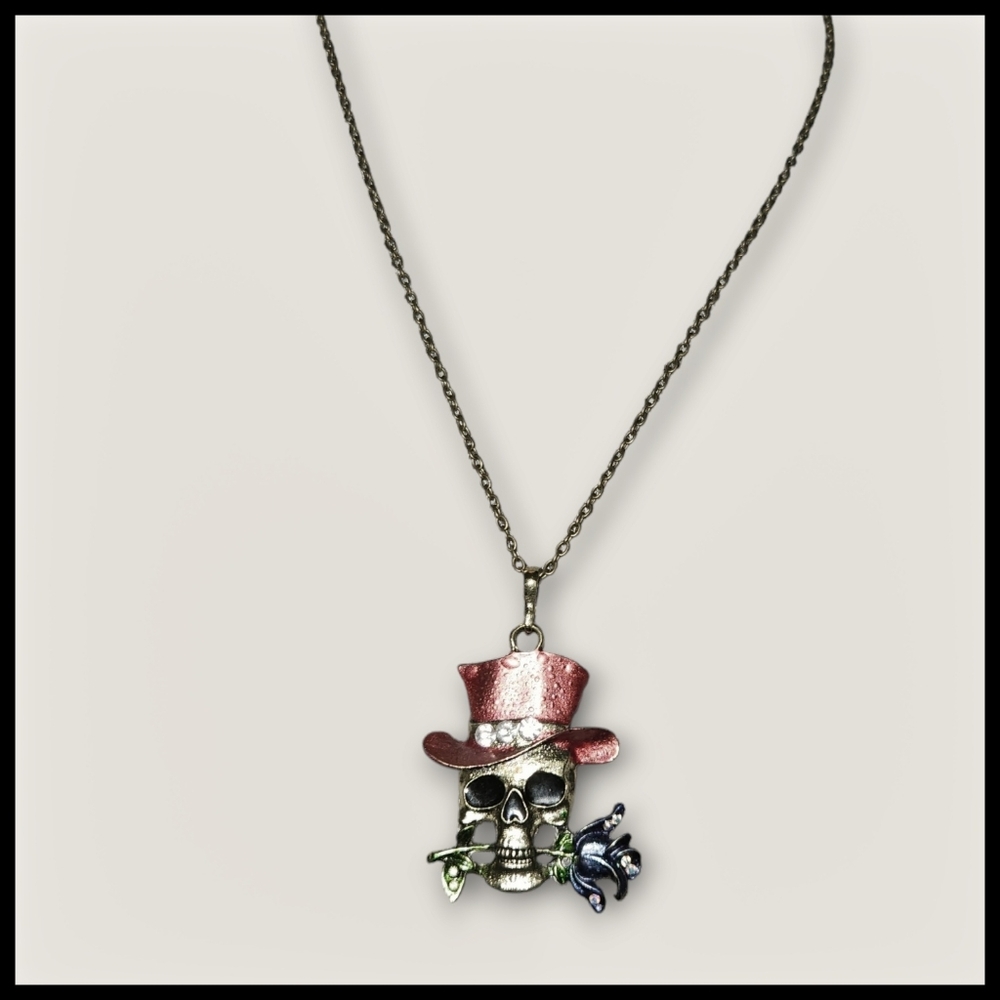 Embellished Skull with Top Hat Necklace
